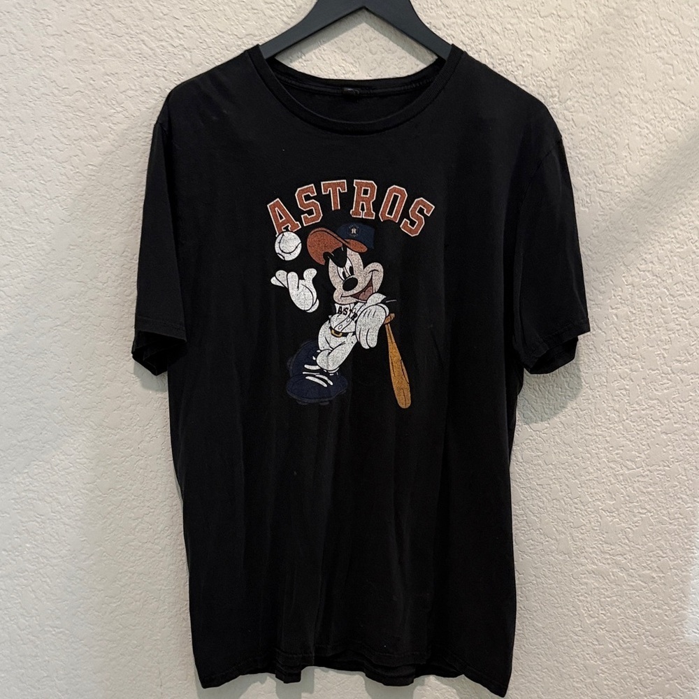 Vintage’ Black Astros Graphic T-Shirt XL